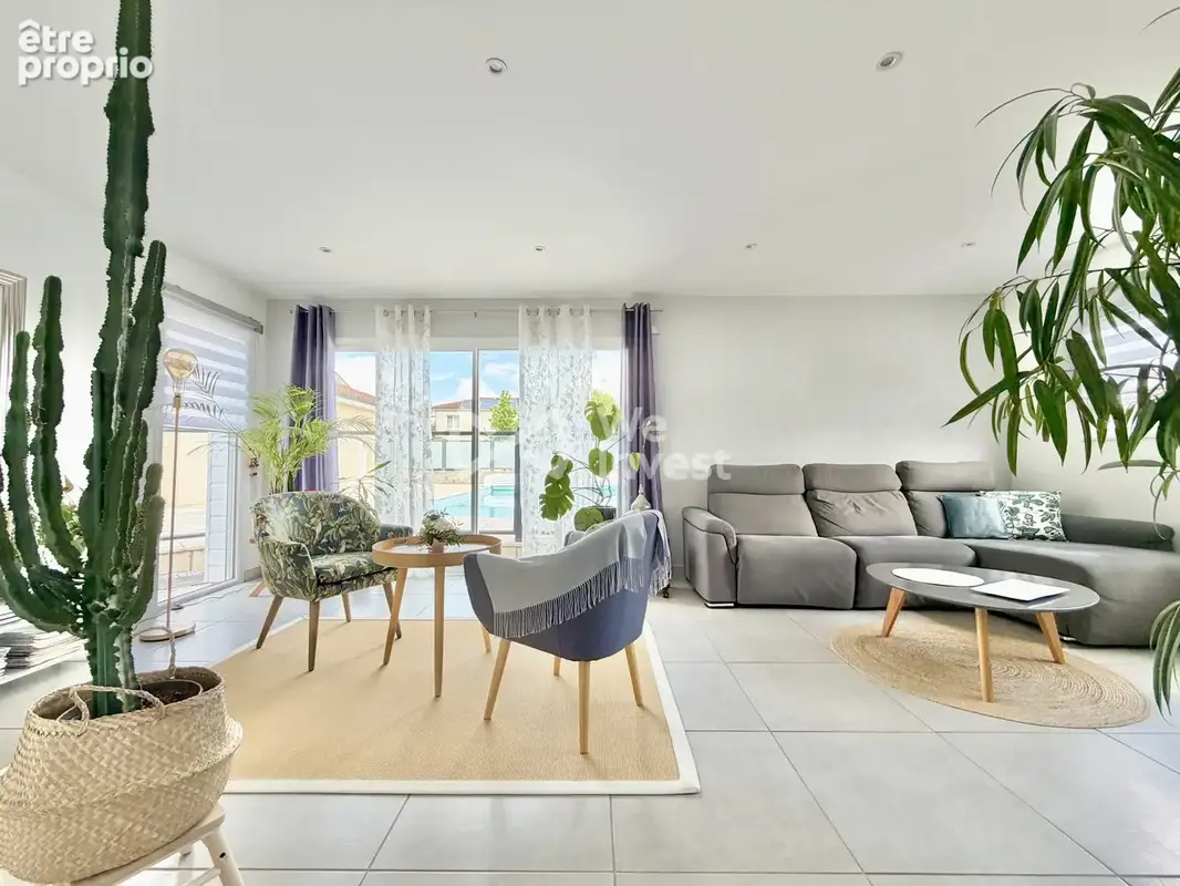 Maison 7 pièces 223 m² à vendre à Mozac (63200) - photo 5