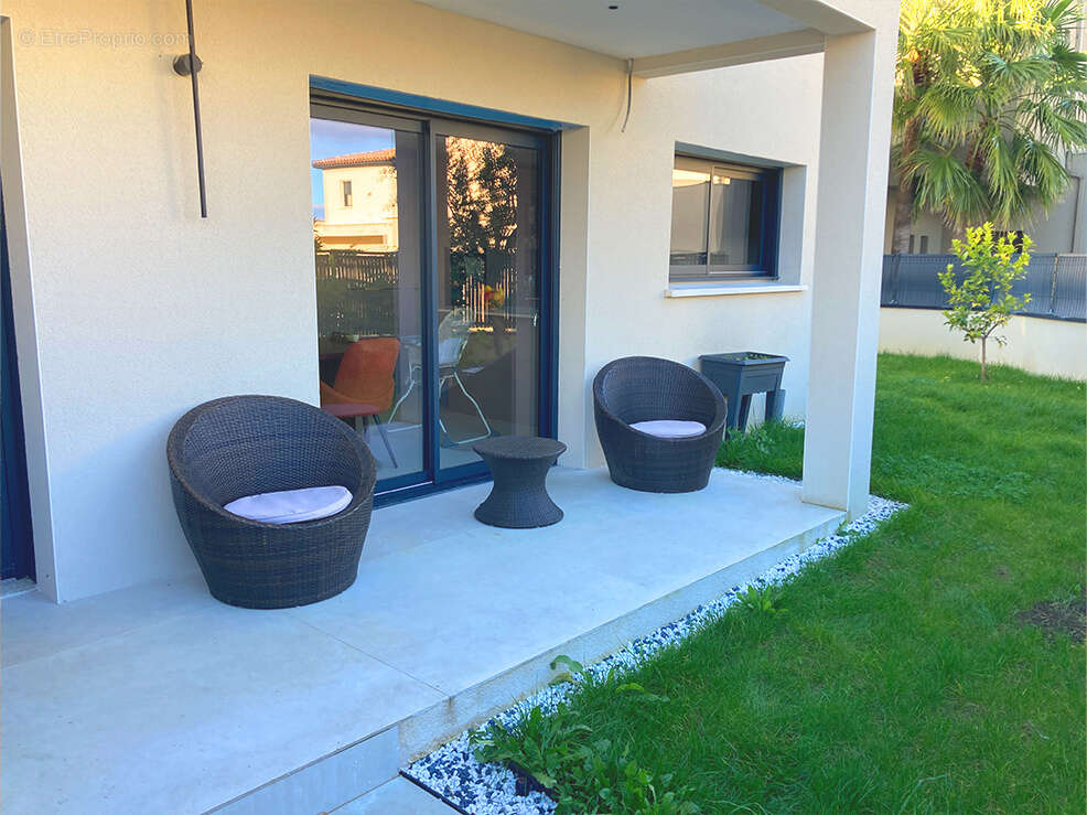 Maison à MONTELIMAR