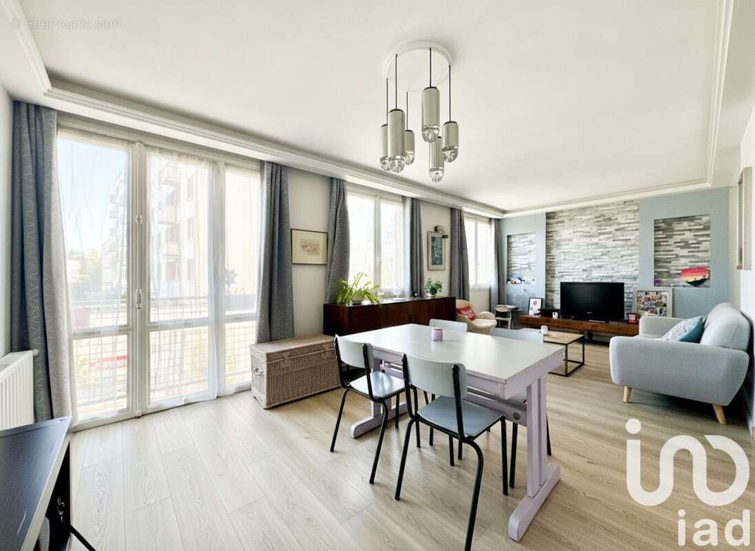 Photo 3 - Appartement à CLAMART