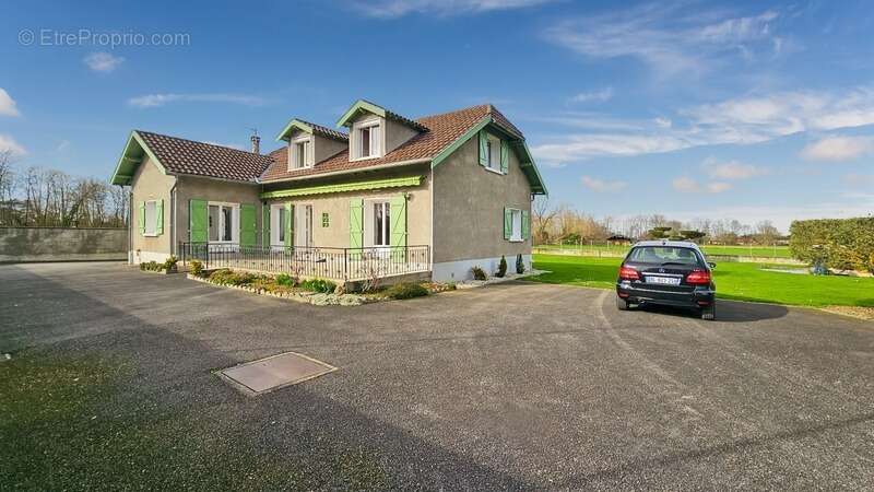 Maison à vendre 6 pièces avec grand garage et parc arboré AUREILHAN (65) - photo 4