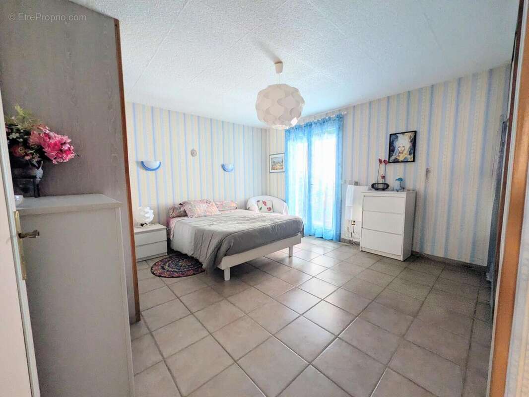 Photo 8 - Maison à SAINT-GENIES-DE-FONTEDIT