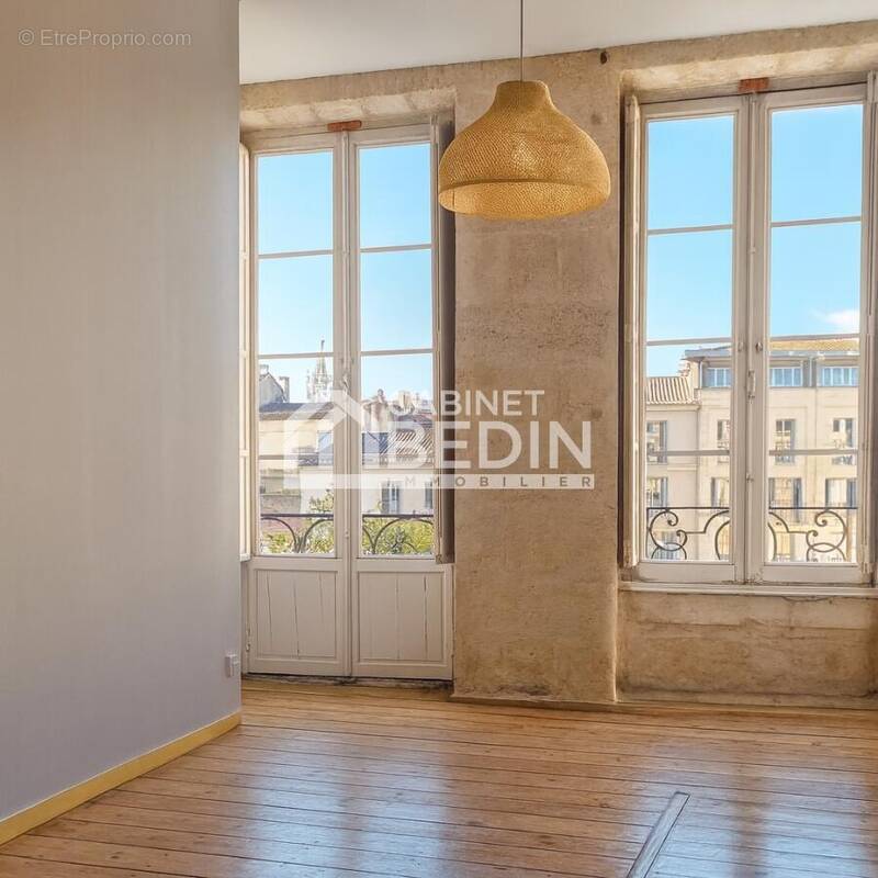 Appartement à BORDEAUX
