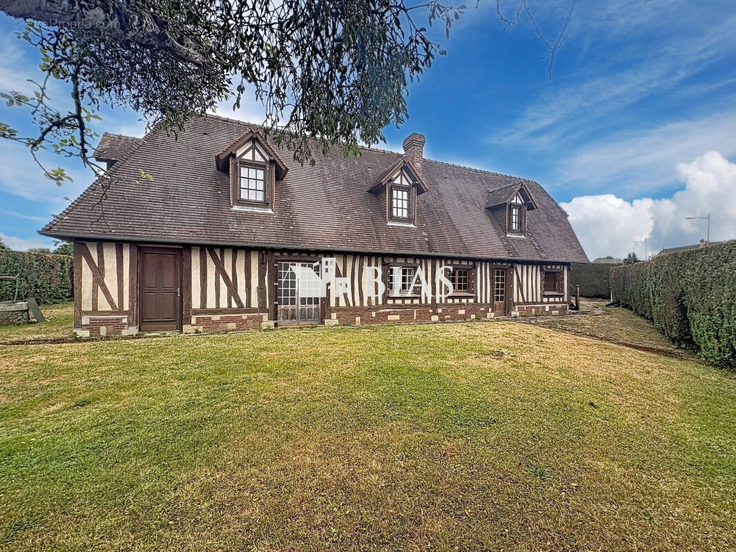 Maison à BOURG-ACHARD