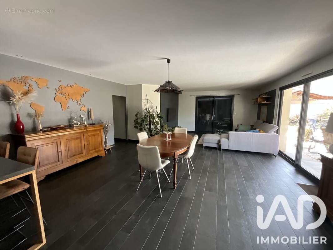 Photo 8 - Maison à VIVONNE