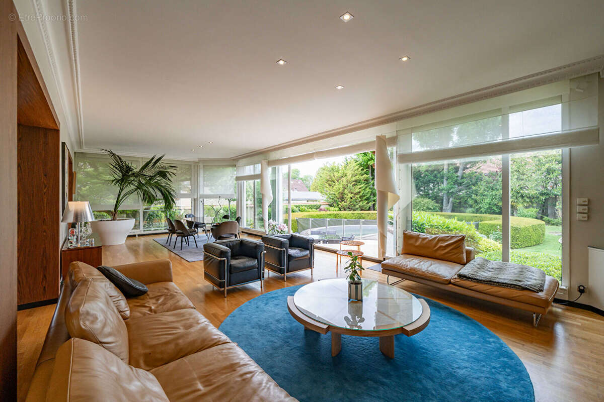 Maison de maître 247 m² avec piscine - vieux bezannes - photo 3