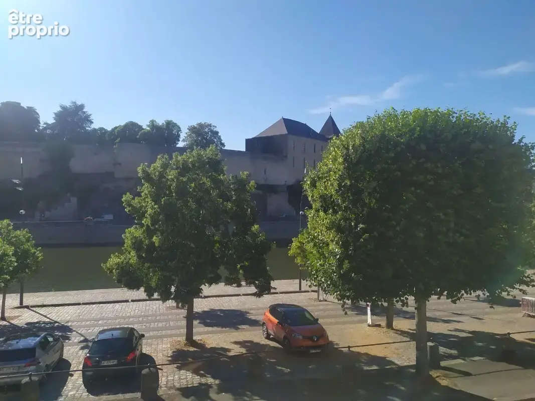 Maison de ville rénovée avec véranda à Mayenne - photo 2