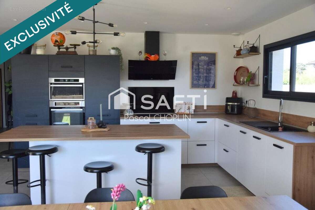 Maison 113 m² à Vernosc-Les-Annonay  - photo 7
