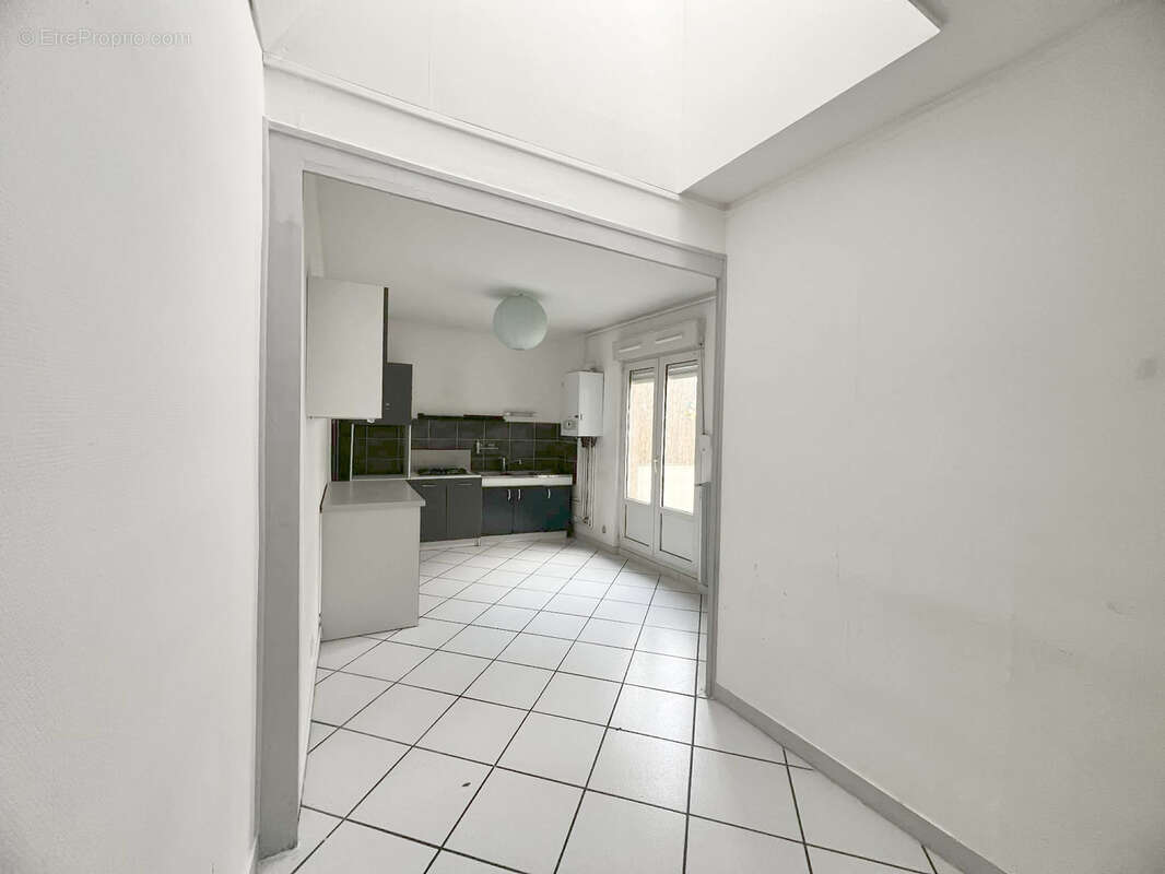 Appartement à SAINT-ETIENNE