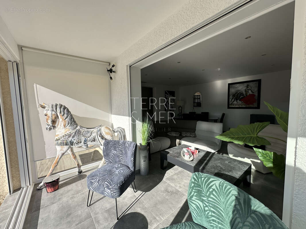 Maison 3 faces sur 492 m2 de terrain avec piscine à Latour-Bas-Elne. - photo 9