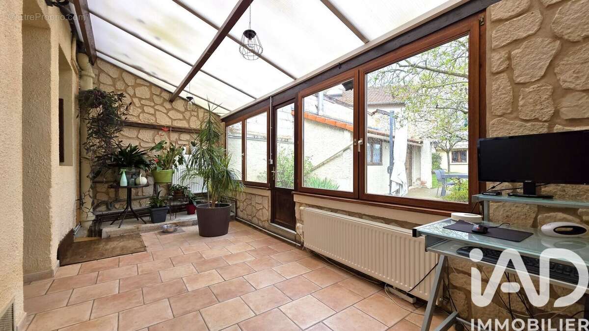 Photo 9 - Maison à BOURGOGNE