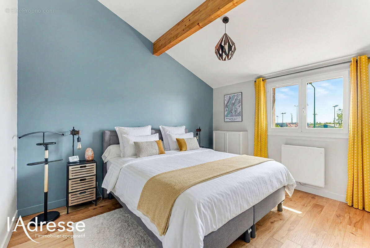 Exclusivité l'Adresse Immobilier - Cugnaux - Maison de 168 m2 avec Garage et piscine Couverte sur un terrain de 552m². - photo 12