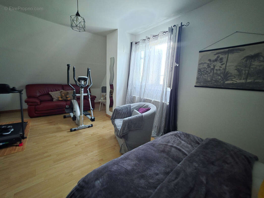 Maison 103 m² à Luchy  - photo 8