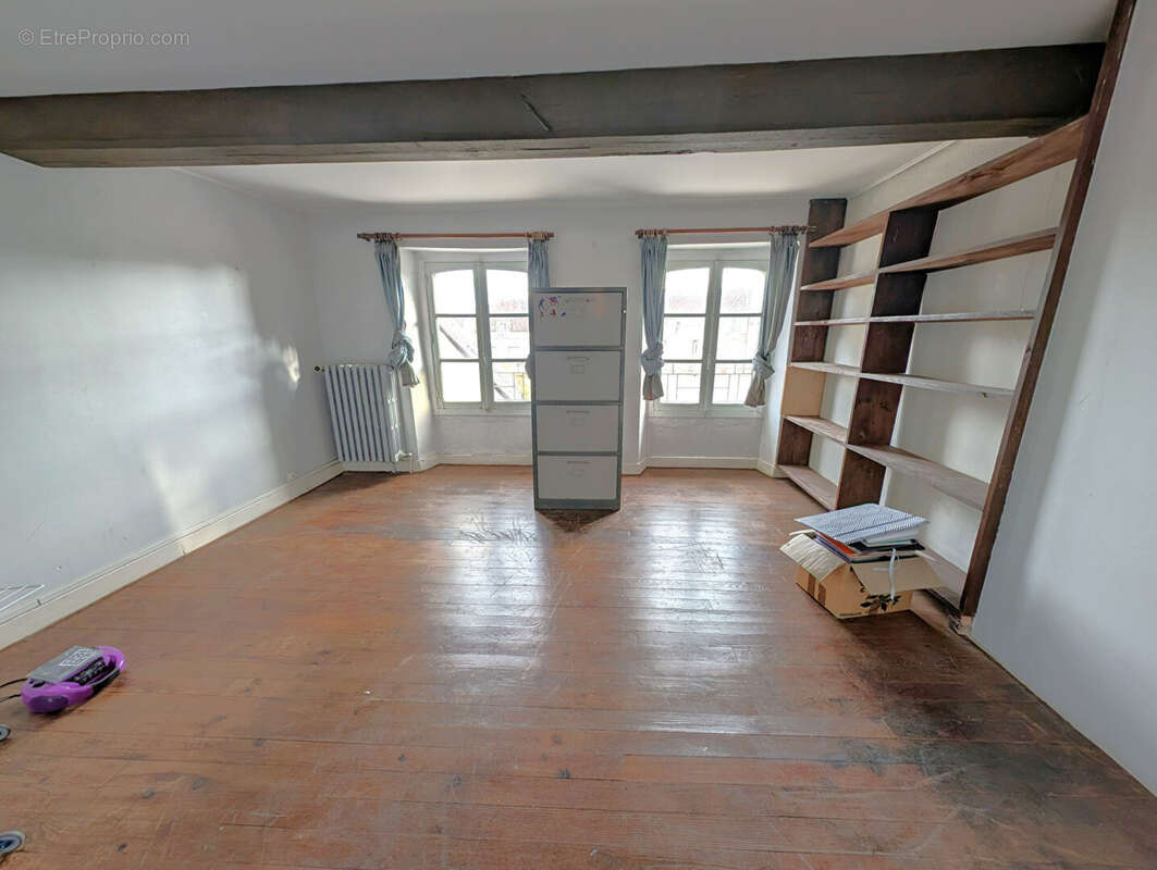 Maison à CUDOT