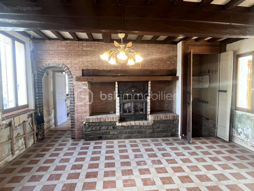 Maison à LE MESNIL-CONTEVILLE