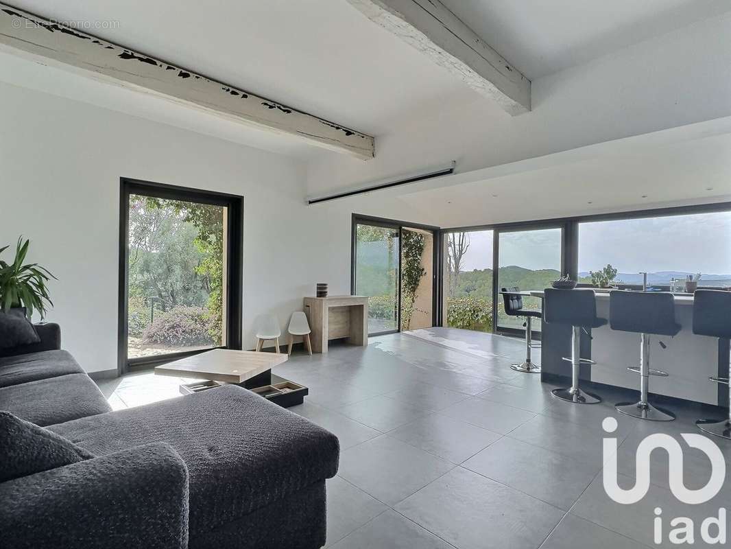 Photo 3 - Maison à LE BEAUSSET