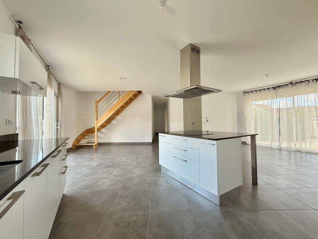 Maison à ARC-SUR-TILLE