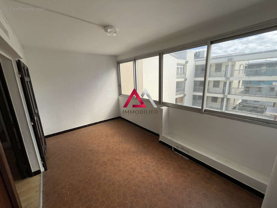 Appartement à SAINT-DENIS