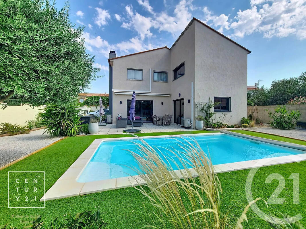 Maison 161 m² à Le Soler  - photo 4