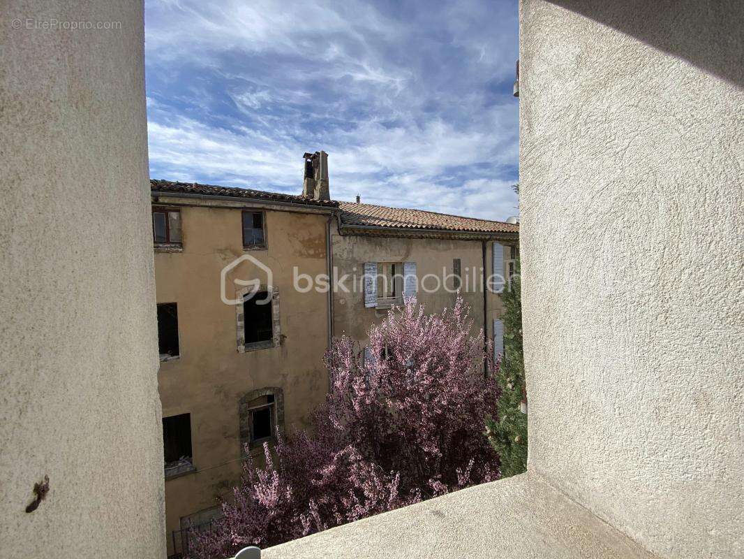 Immeuble à rénover – 150 m² – Fort potentiel investisseur - photo 2
