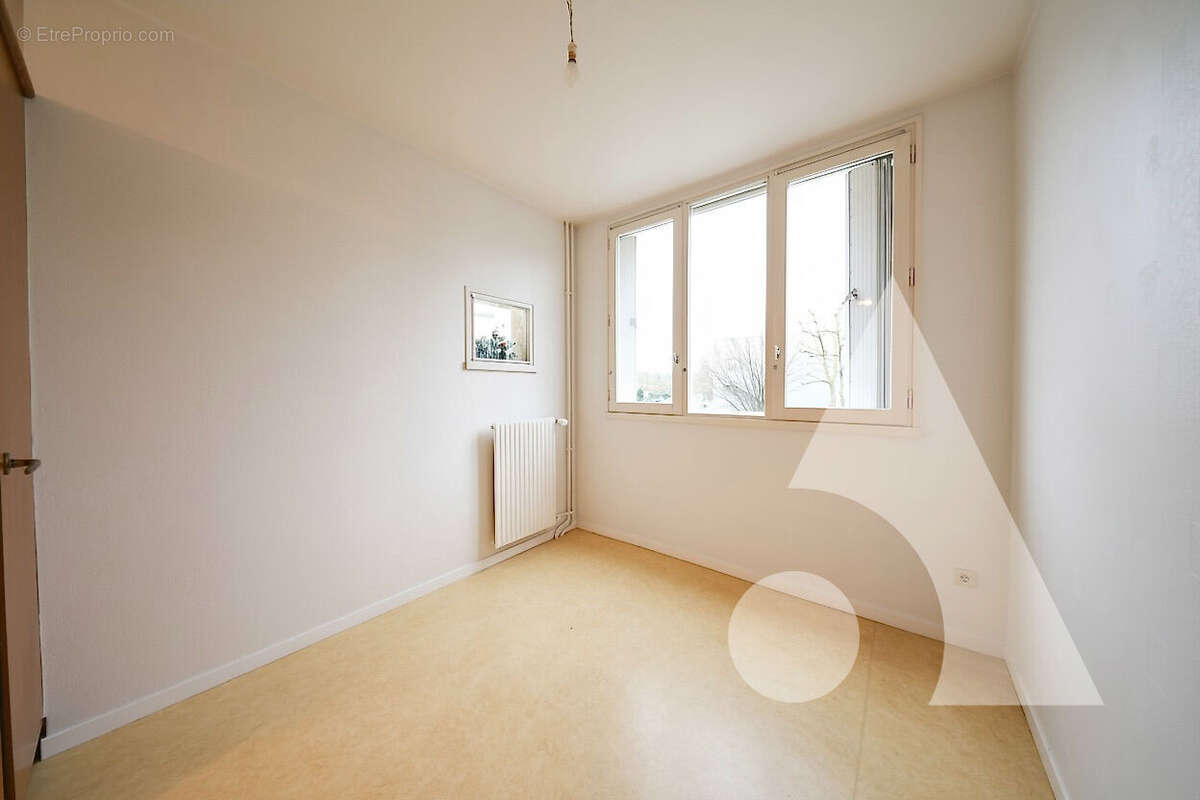 Appartement à CORBEIL-ESSONNES