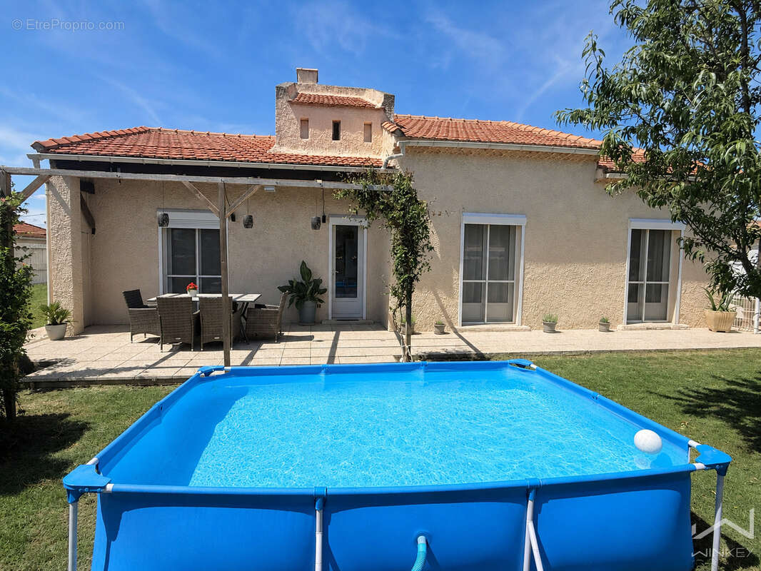 Maison à BOLLENE