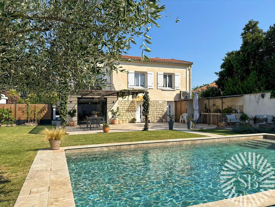 Maison à NOVES