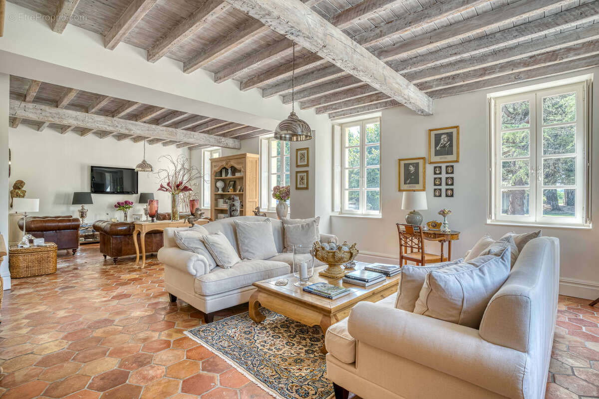 Maison à VILLENEUVE-SUR-LOT