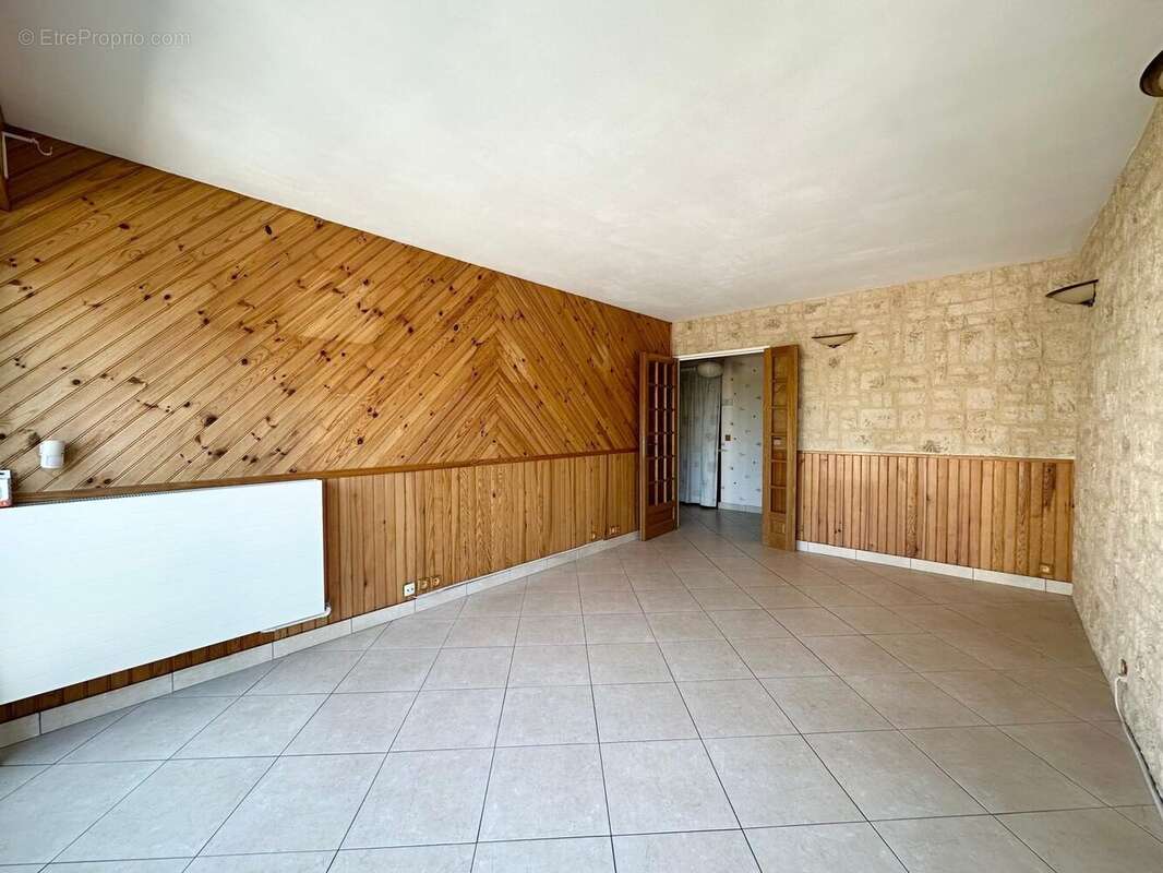 Appartement à PLAISIR