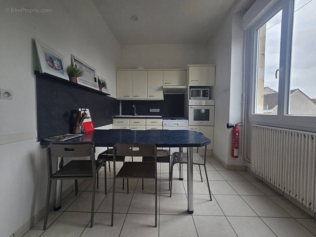 Appartement à PRUILLE-LE-CHETIF
