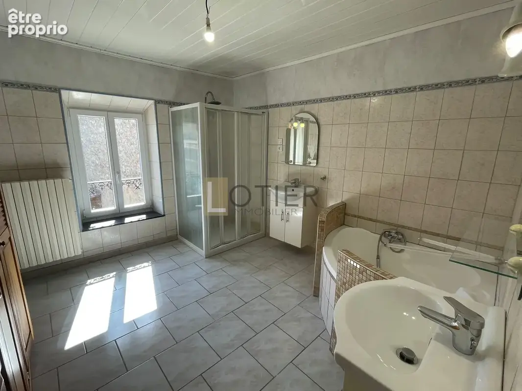 Maison familiale 136 m2 + 90 m2 de garages et dépendances   Un bien rare à Capendu - photo 9