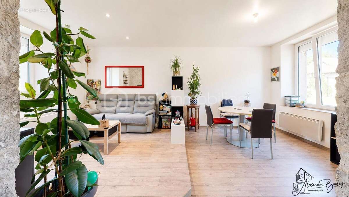 Corps de ferme exceptionnel – Trois habitations rénovées – Plus de 400 m² de dépendances – 9 913 m² de terrain - photo 23