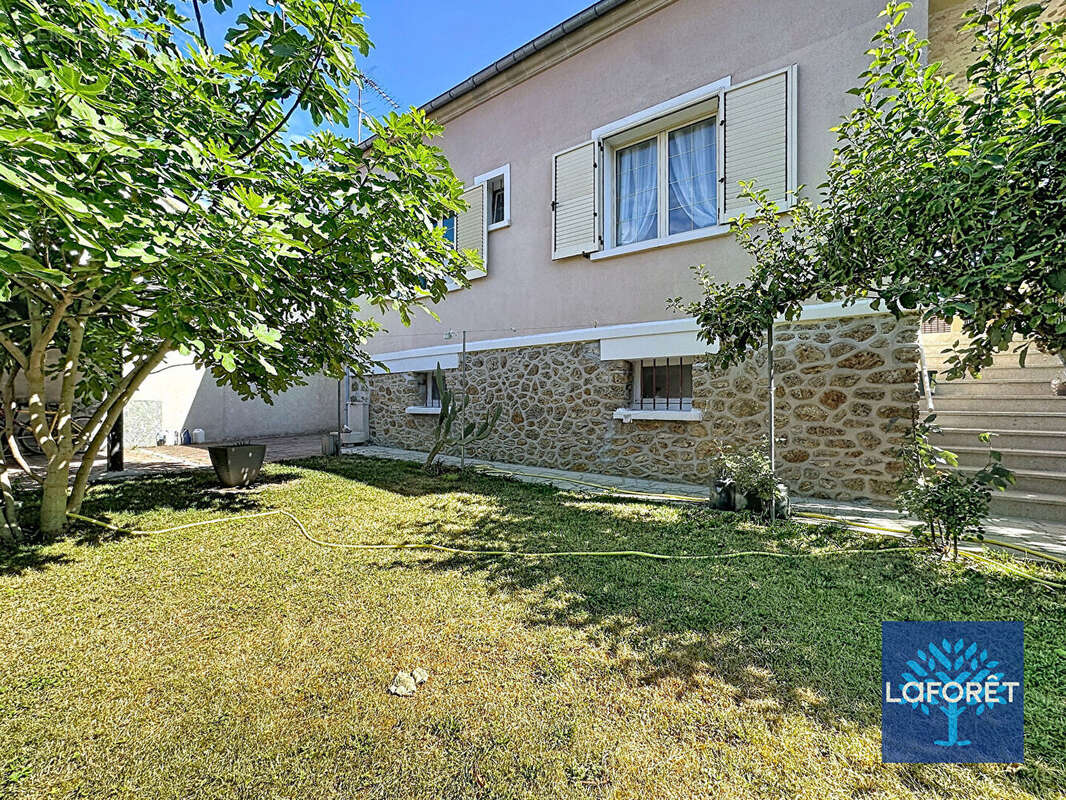 Maison à MORANGIS