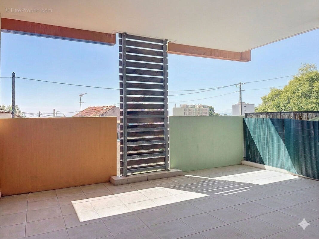 Appartement à MARSEILLE-14E