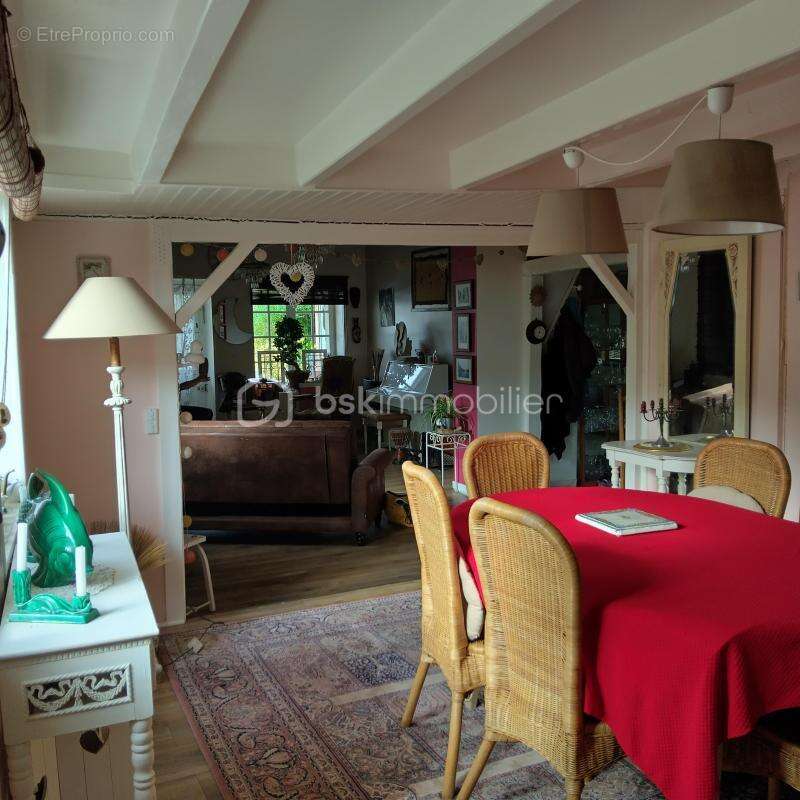 Maison à SAINT-FRAIGNE