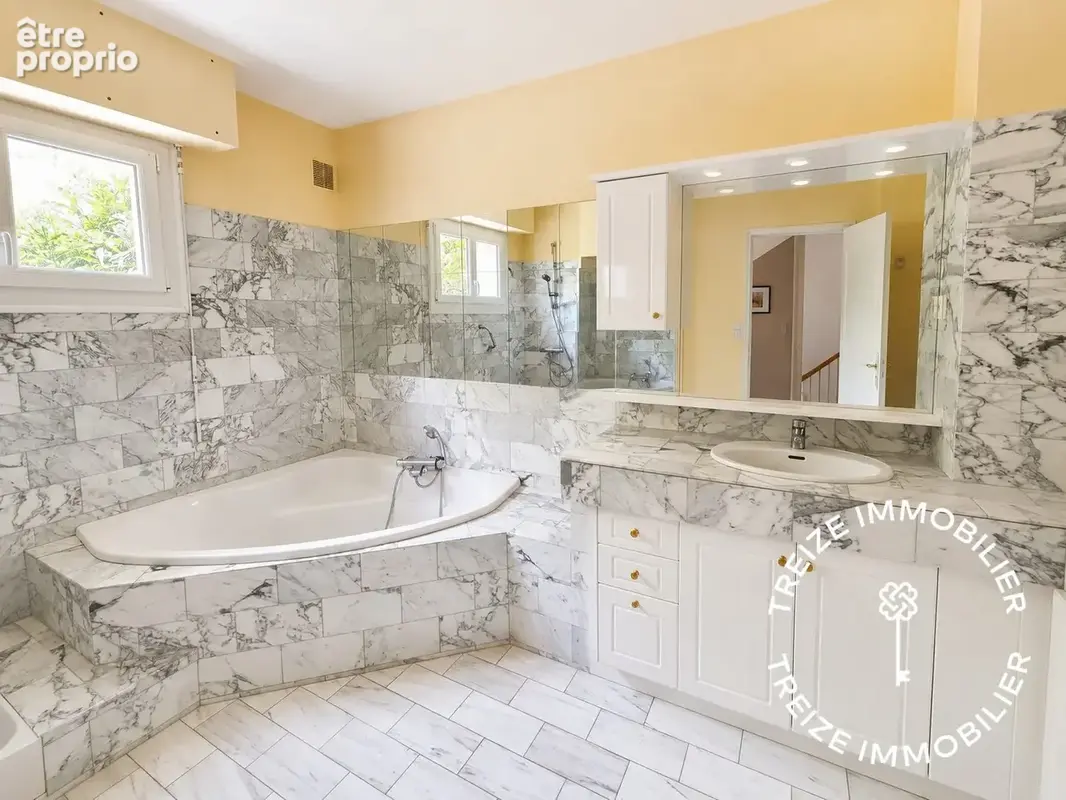 Maison 6 pièces 144 m² à vendre à Vannes (56000) - photo 7