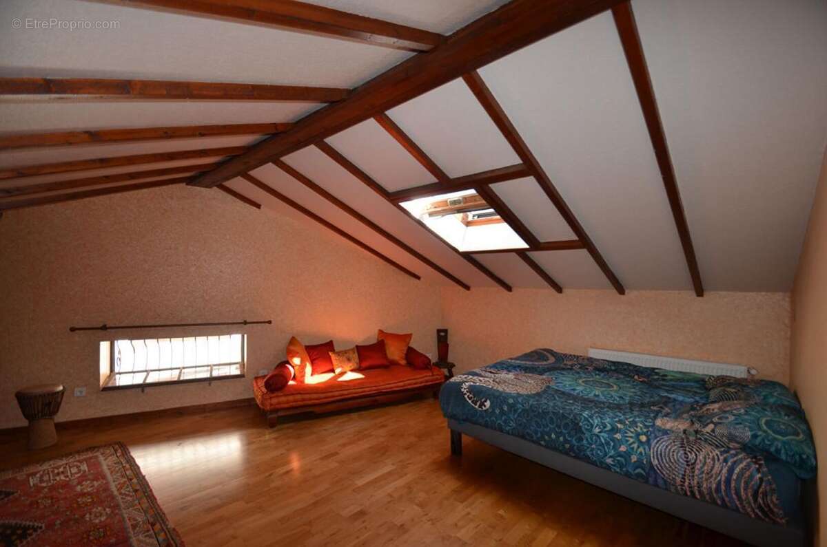 Chevinay Demeure atypique  297 m2 habitable - photo 10