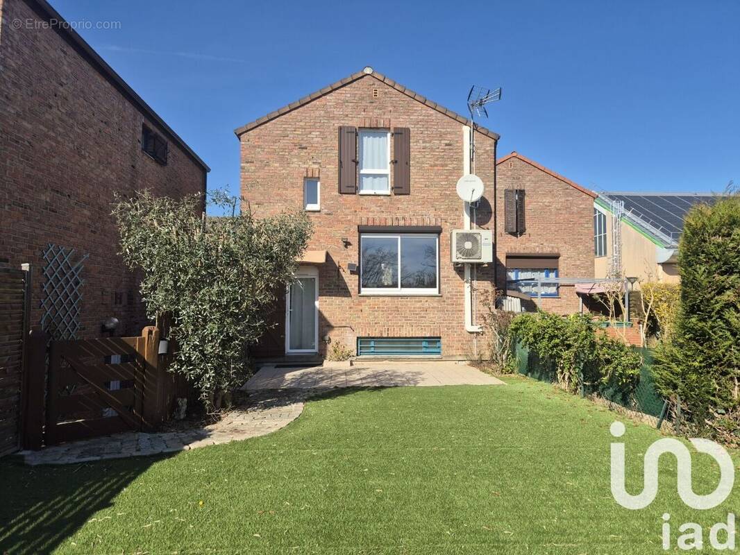 Photo 1 - Maison à VAUREAL