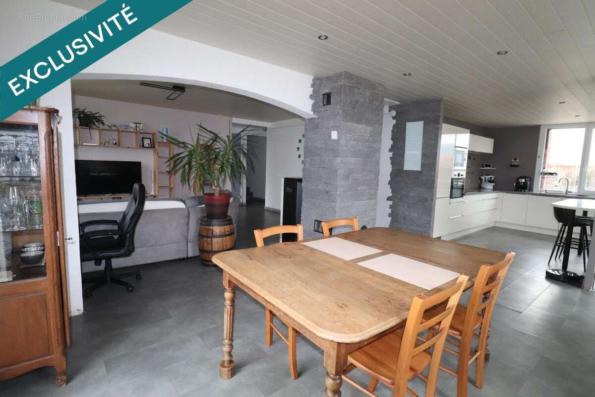 Photo 6 - Maison à PIERREFONTAINE-LES-VARANS