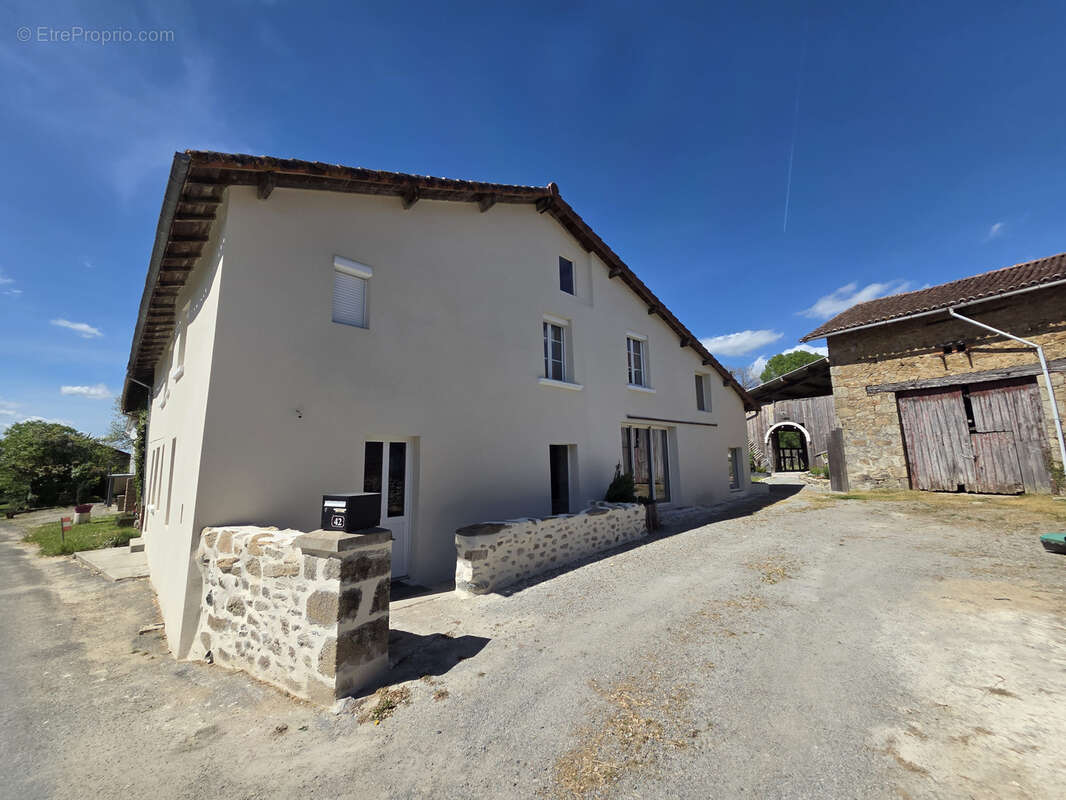 Maison à SAINT-AUVENT