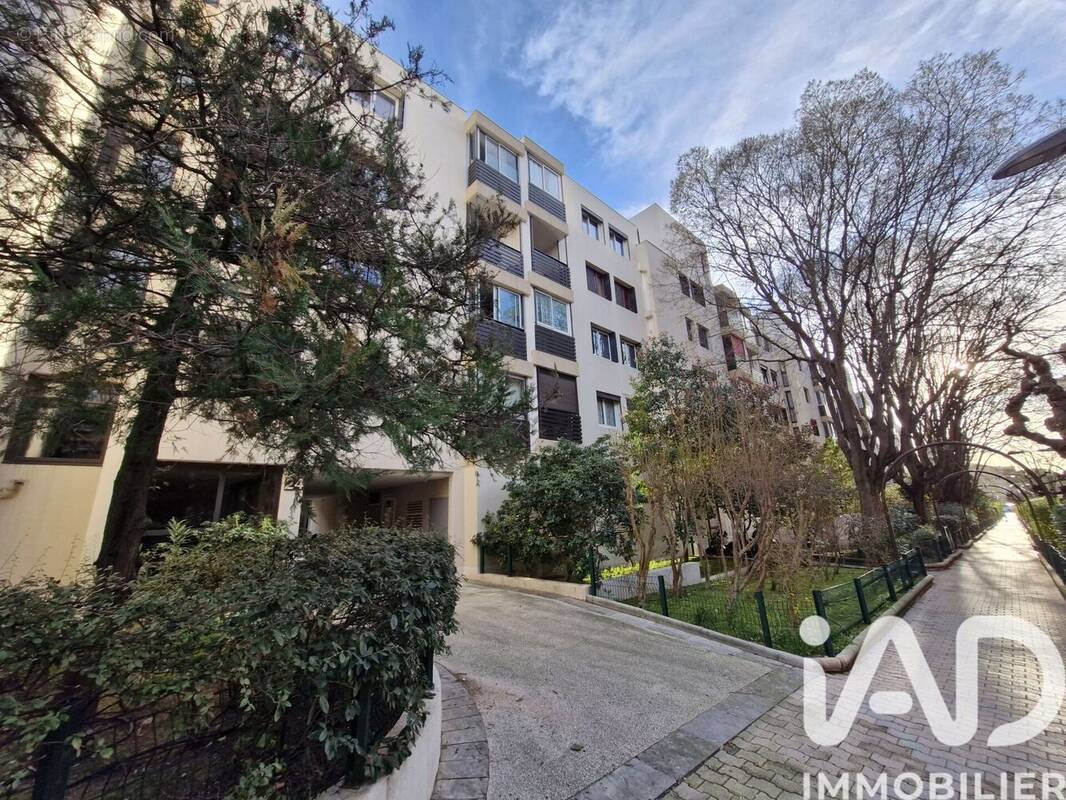 Photo 1 - Appartement à LA VALETTE-DU-VAR