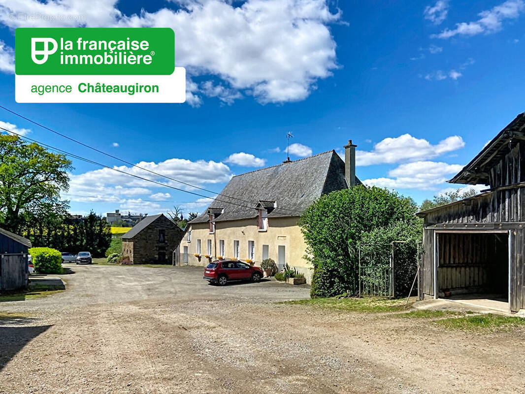 Maison à CHATEAUGIRON