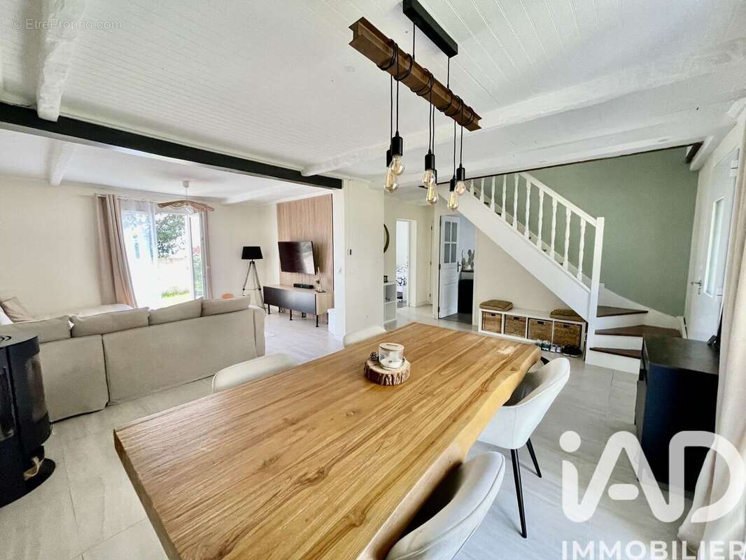 Photo 3 - Maison à COURDIMANCHE
