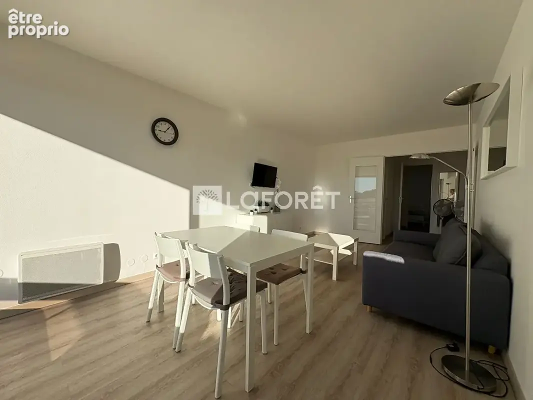 Appartement 54 m²  3 étage avec ascenseur, balcon et aperçu mer - photo 4