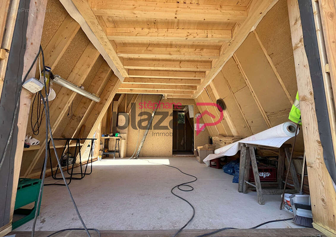 Maison à CHAMPAGNOLE