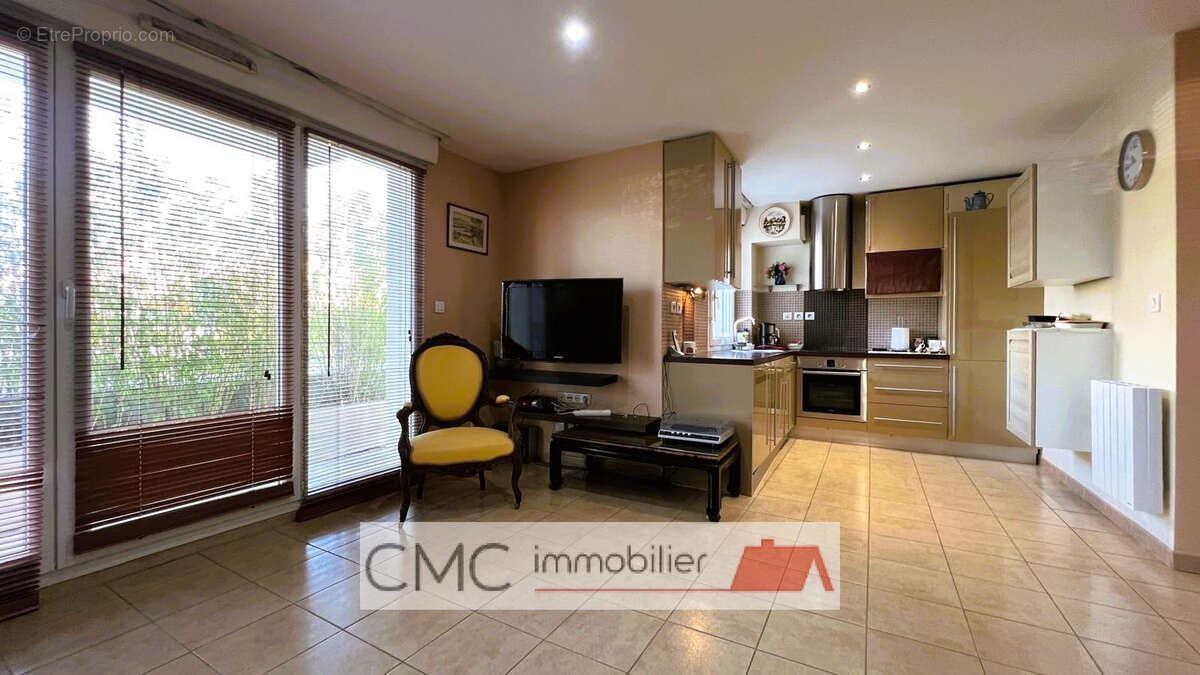 Appartement 62 m² à Le Coudray  - photo 5