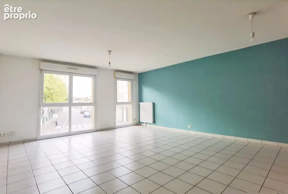 A VENDRE Appartement  2 pièces + parking - photo 2