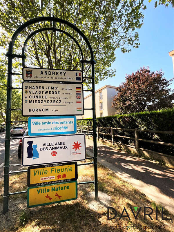 Andresy - t3  - 61.05 m2 * actuellement grand t2 * seul mandataire * rer a à pieds * - photo 13