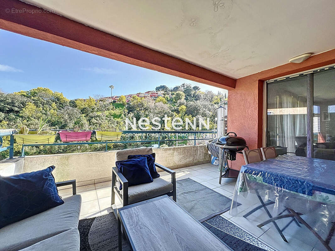 Vallauris - 4P - 85m² - Terrasse 15m² - Sud - Dernier étage - 2 parkings - Cave - Calme - photo 3