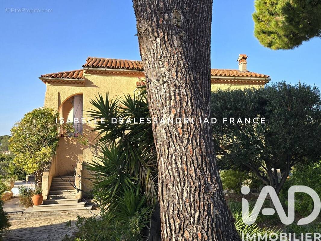 Photo 1 - Maison à BANDOL