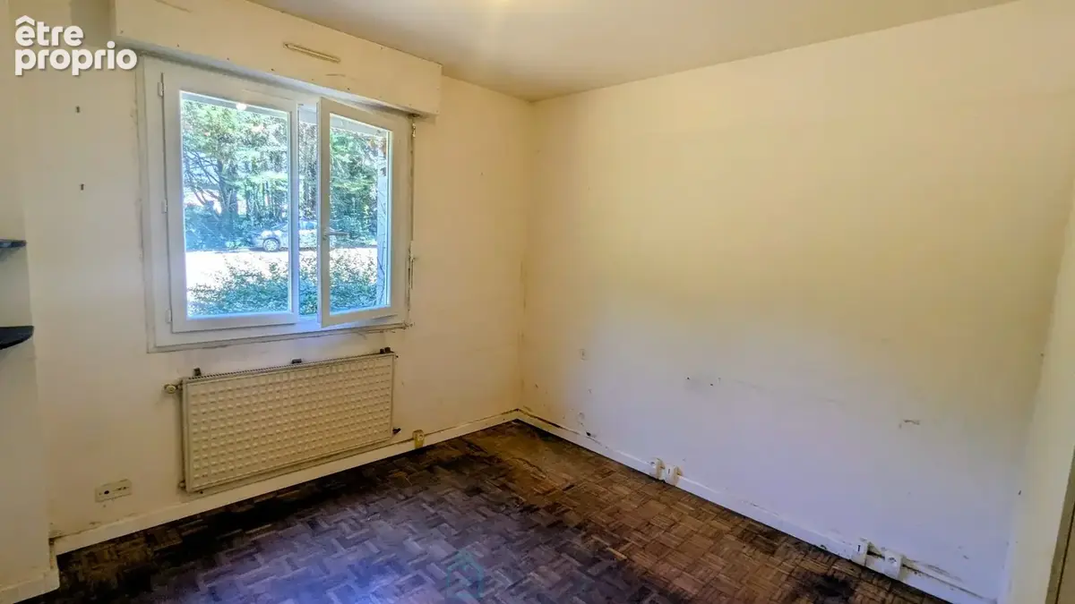 Maison familiale de 5 chambres à rénover  Sous-sol complet  Terrain de 8 291 m²  À 1,6 km de la Petite Mer de Gâvres - photo 10